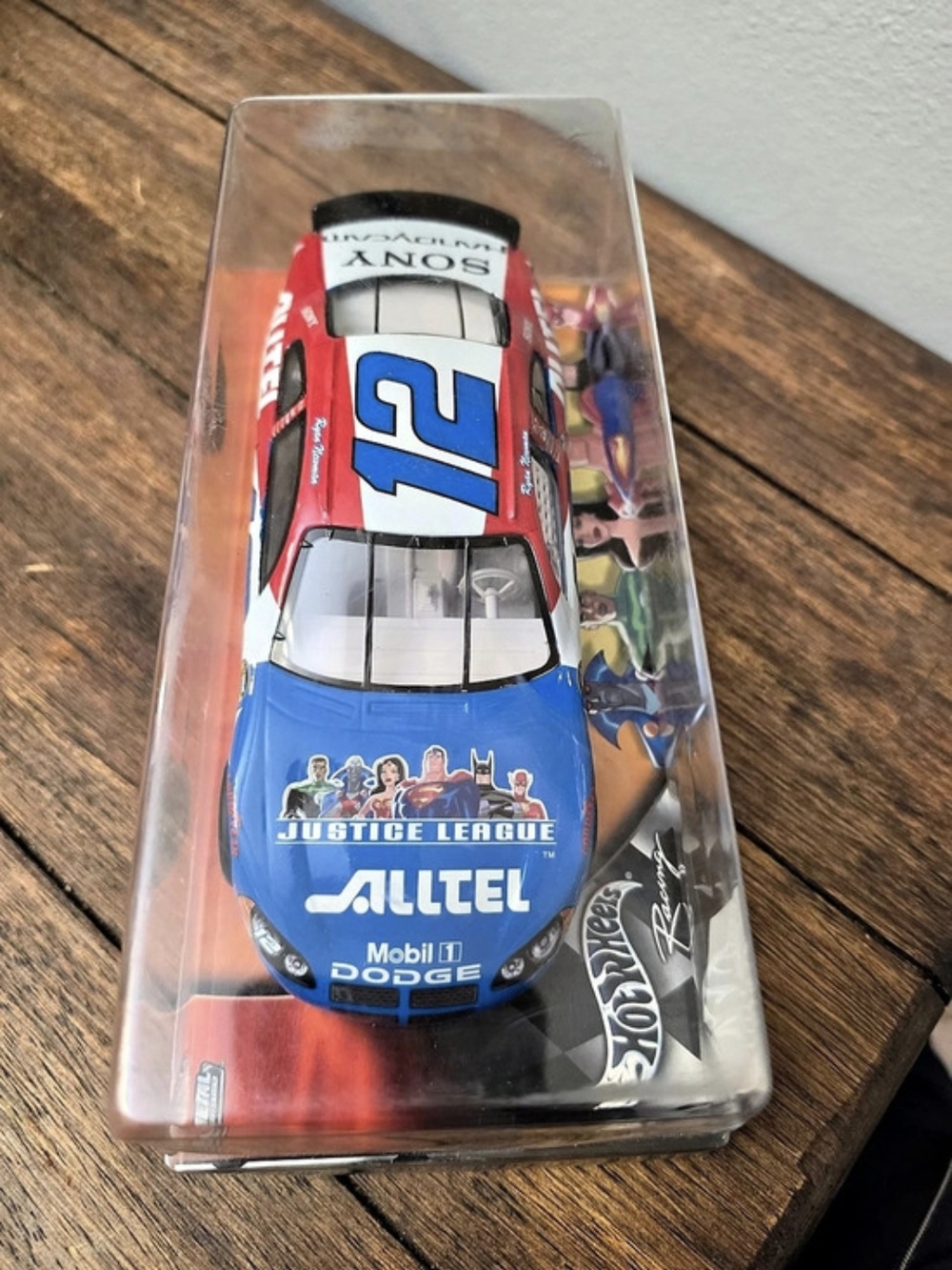 Hot Wheels Ryan Newman #12 Alltel Justice League Dodge Intrepid 1:24 Scale